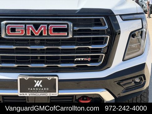 New 2026 GMC Yukon XL AT4 w/ AT4 Premium Package AWD/4WD image 8