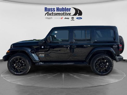 Used 2021 Jeep Wrangler Unlimited Sahara w/ Cold Weather Group AWD/4WD image 2