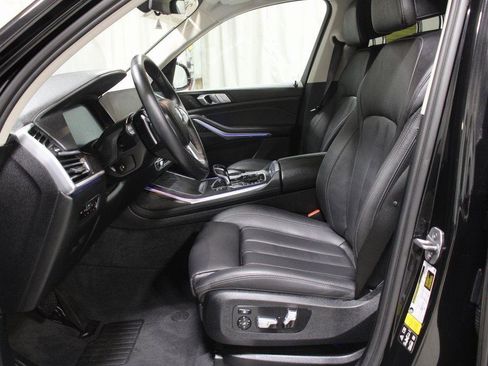 Certified 2022 BMW X7 xDrive40i w/ Premium Package image 13