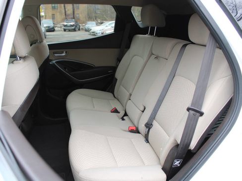 Used 2017 Hyundai Santa Fe Sport image 25