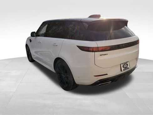 New 2026 Land Rover Range Rover Sport Dynamic SE image 6