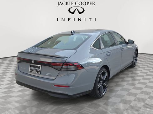 Used 2023 Honda Accord Sport image 5