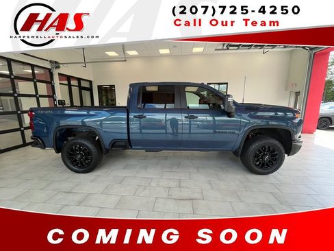 Used 2025 Chevrolet Silverado 2500 Custom w/ Custom Value Package AWD/4WD image 7