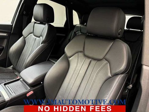 Used 2020 Audi Q5 2.0T Premium w/ Titanium Sport Package AWD/4WD image 14