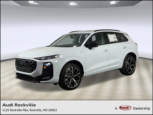 New 2026 Audi Q3 quattro 2.0T image 1