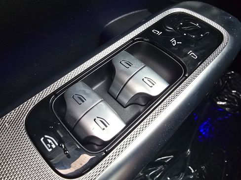 New 2026 Mercedes-Benz GLC 300 4MATIC image 27