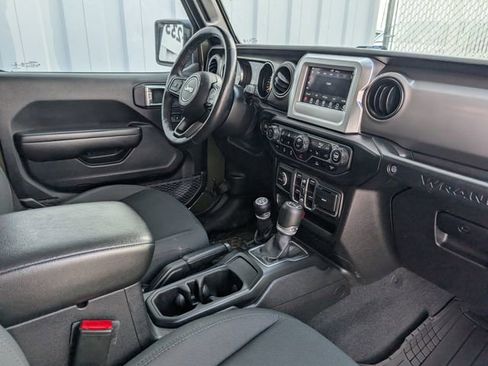Used 2021 Jeep Wrangler Unlimited Sport AWD/4WD image 28