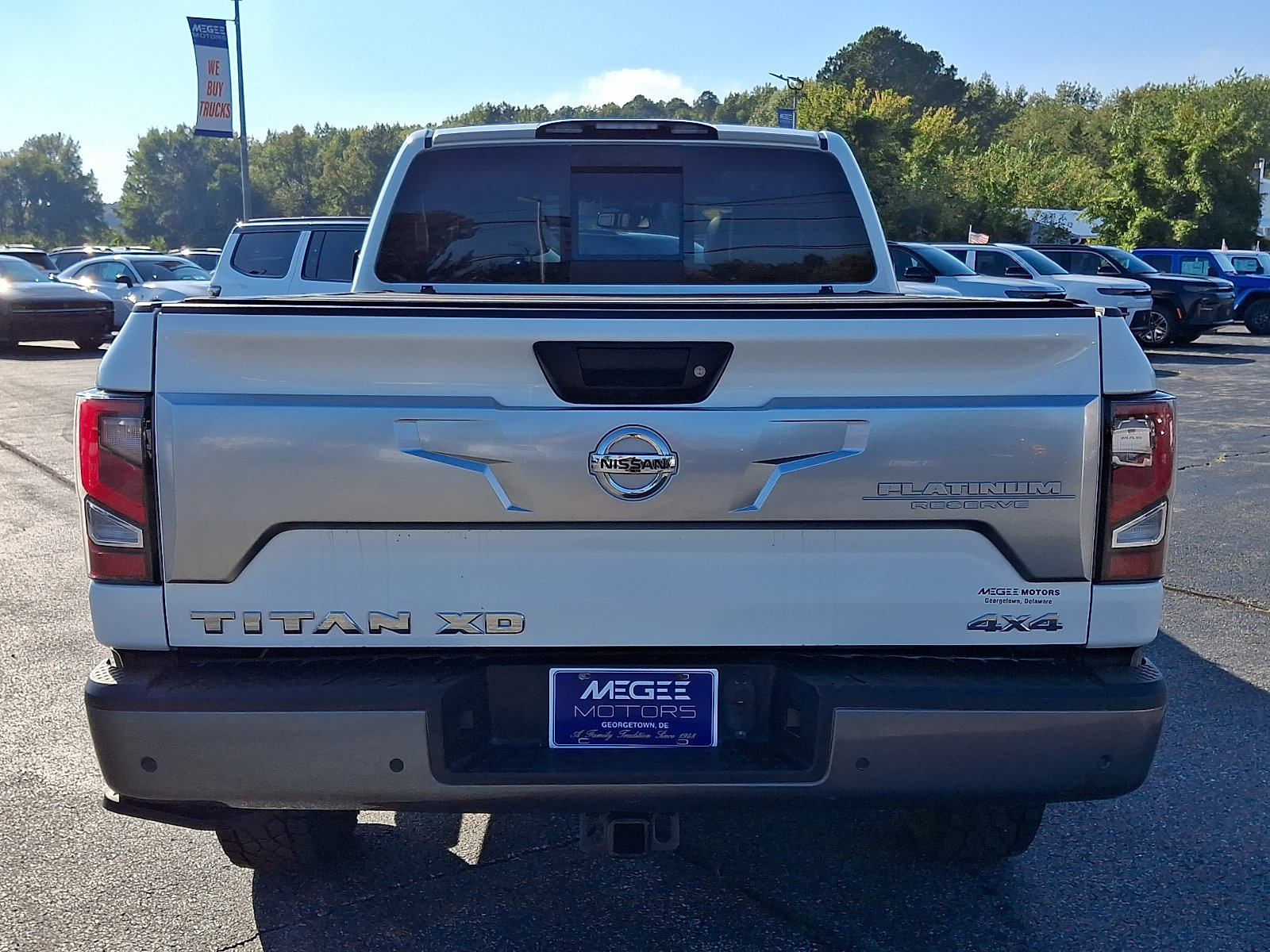 Used 2021 Nissan Titan Platinum Reserve w/ Moonroof Package AWD/4WD image 5