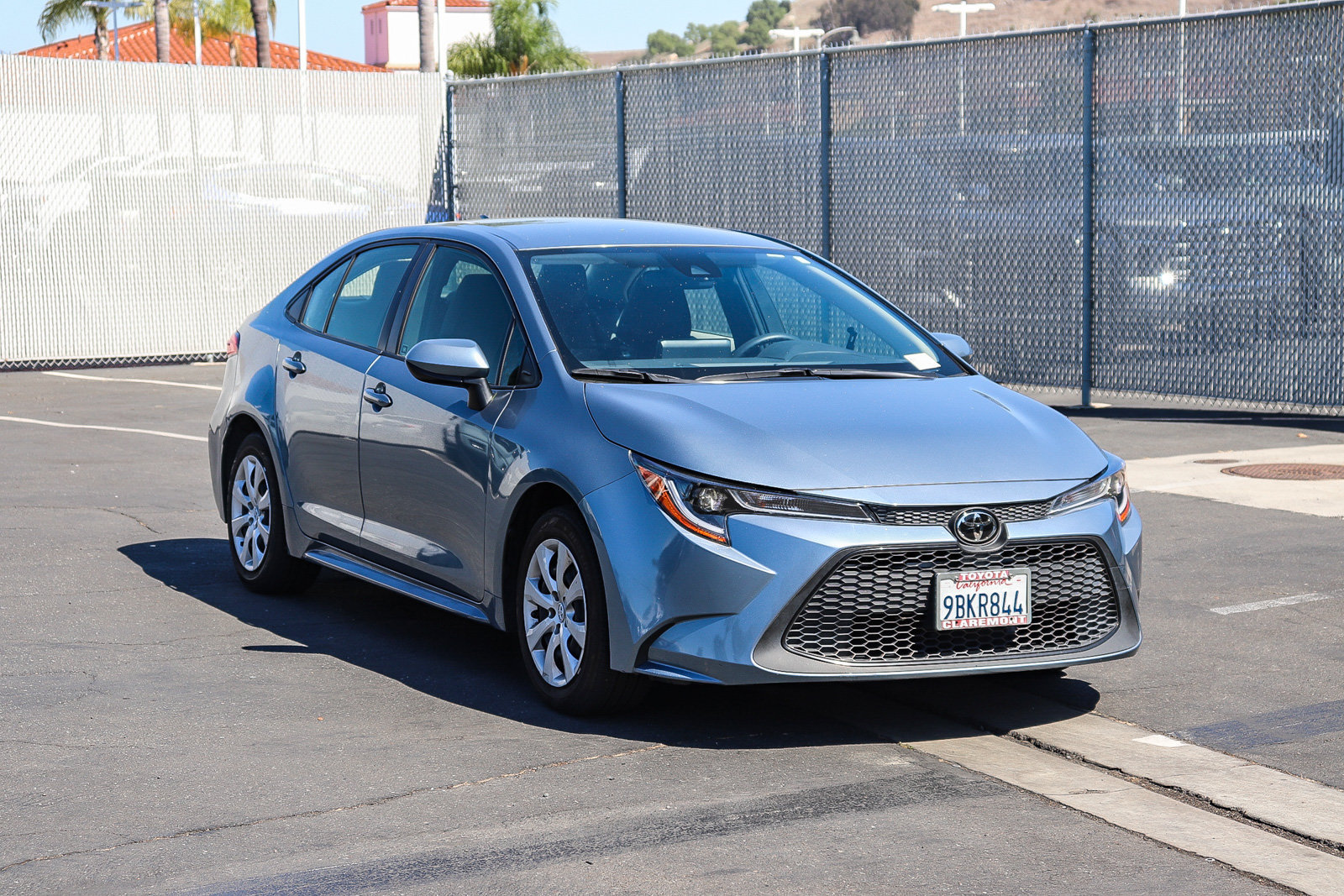 Certified 2022 Toyota Corolla LE w/ Carpet Mat Package (TMS) FWD image 3