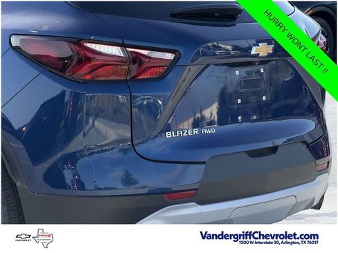 Used 2022 Chevrolet Blazer LT AWD/4WD image 5