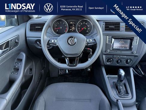 Used 2016 Volkswagen Jetta S image 12