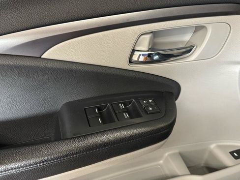 Used 2017 Honda Pilot EX-L image 12