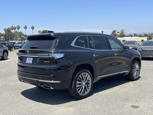 New 2026 Buick Enclave Avenir w/ Super Cruise Package FWD image 3