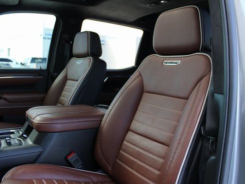 Used 2024 GMC Sierra 1500 Denali Ultimate image 28