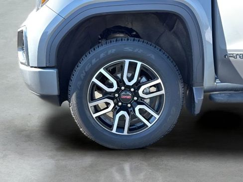 Used 2021 GMC Sierra 1500 AT4 image 39