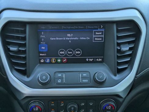 Used 2020 GMC Acadia SLE w/ Driver Convenience Package FWD image 19