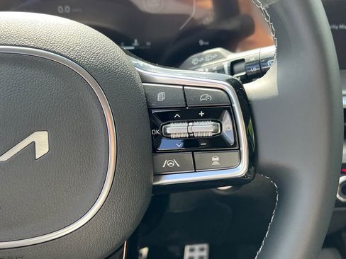 New 2025 Kia Sorento SX FWD image 22