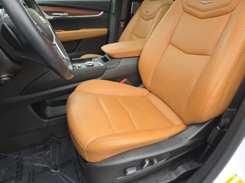 Used 2024 Cadillac XT5 Premium Luxury image 27