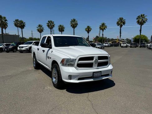 Used 2015 RAM 1500 Express AWD/4WD image 3