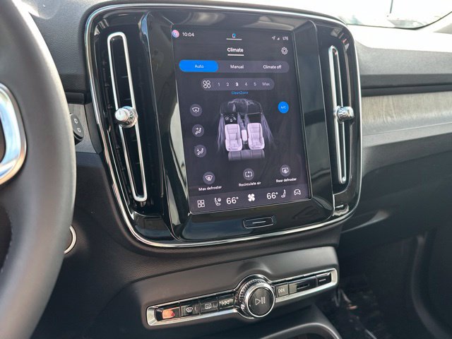 Certified 2024 Volvo XC40 B5 Core AWD/4WD image 20