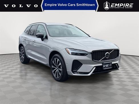 Certified 2025 Volvo XC60 B5 Plus image 1