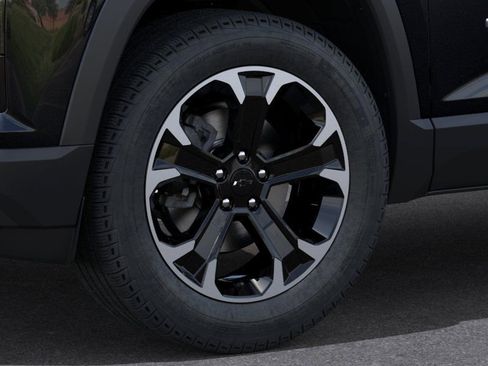 New 2026 Chevrolet Equinox LT w/ Safety and Technology Package FWD image 9