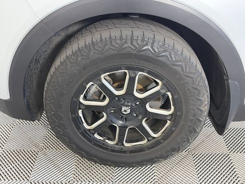 Used 2019 Kia Sorento EX AWD/4WD image 8