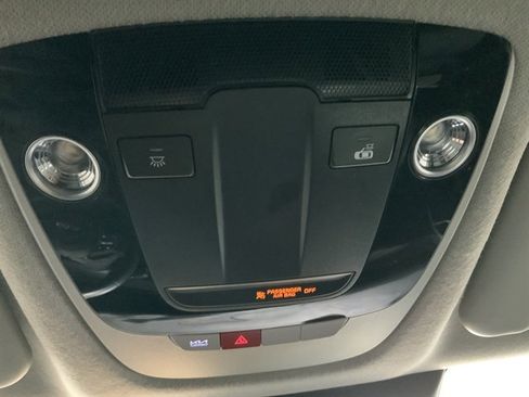 Used 2024 Kia Seltos S image 35