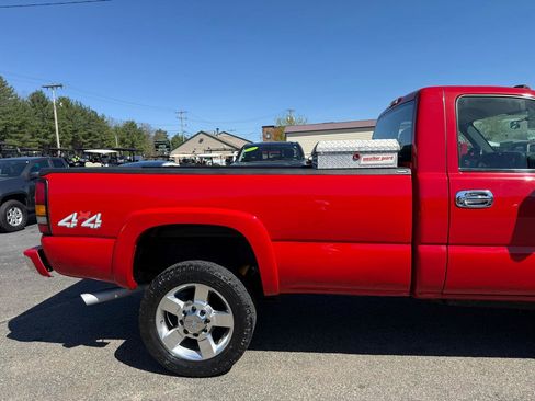 Used 2005 GMC Sierra 3500 W/T w/ Snow Plow Prep Package AWD/4WD image 14