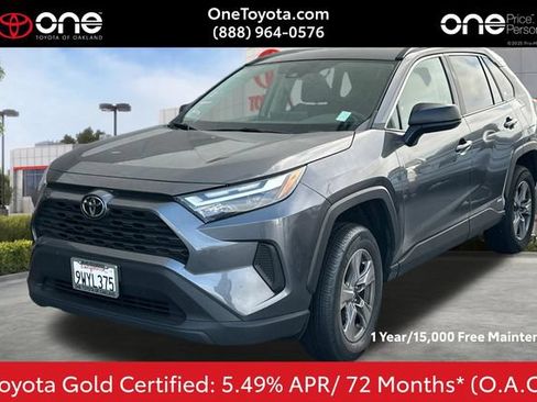 Certified 2025 Toyota RAV4 LE AWD/4WD image 1