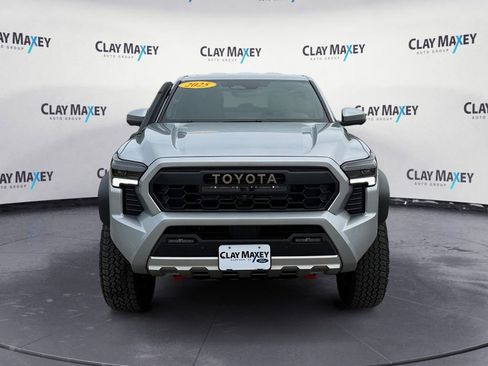 Used 2025 Toyota Tacoma 4x4 Double Cab Hybrid image 8
