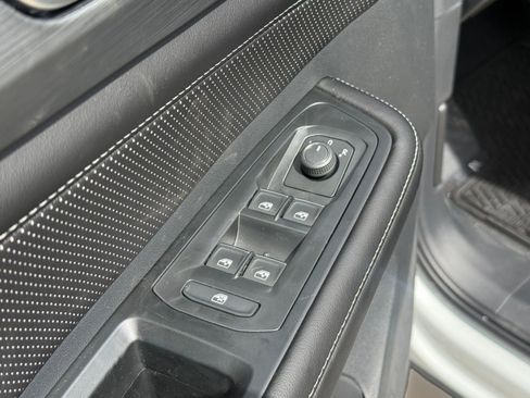 New 2026 Volkswagen Atlas Cross Sport SE image 11