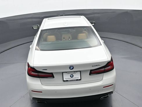 Used 2023 BMW 530e xDrive w/ Premium Package AWD/4WD image 35