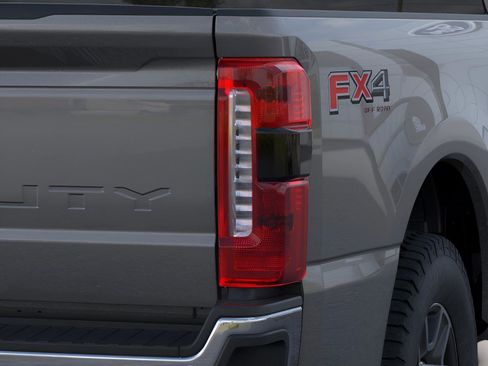 New 2026 Ford F250 Lariat w/ FX4 Off-Road Package AWD/4WD image 22