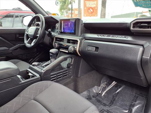 Used 2024 Toyota Tacoma SR image 23