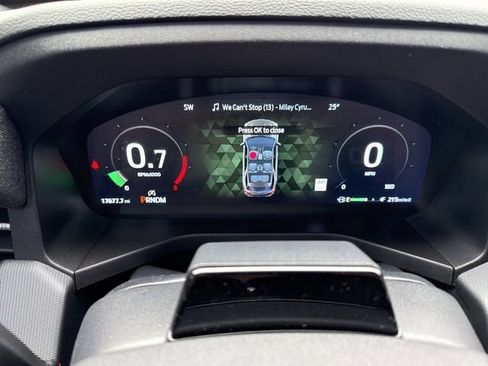 Used 2025 Ford Explorer ST image 37