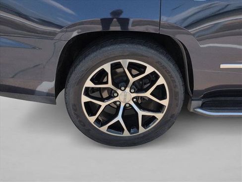 Used 2018 GMC Yukon Denali w/ Enhanced Security Package RWD image 21