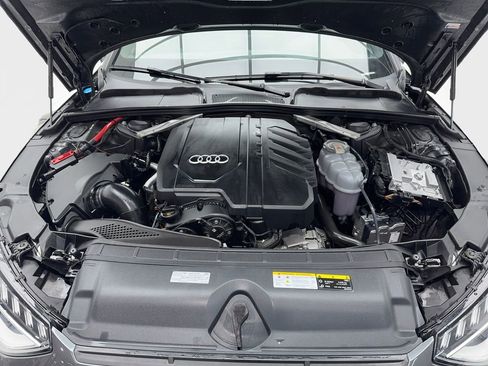 Used 2023 Audi A4 2.0T Premium w/ Convenience Package image 12