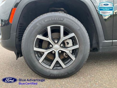 Used 2024 Jeep Grand Cherokee Limited w/ Trailer Tow Package AWD/4WD image 29