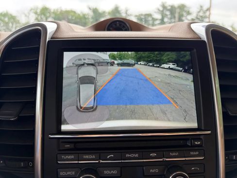 Used 2016 Porsche Cayenne AWD/4WD image 33