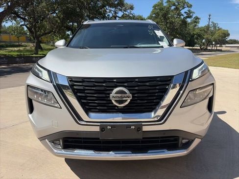 Used 2021 Nissan Rogue Platinum FWD image 6