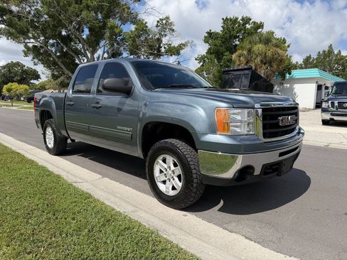 Used 2011 GMC Sierra 1500 SLE w/ Power Tech Package AWD/4WD image 2