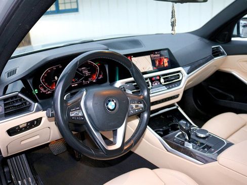 Used 2020 BMW 330i Sedan w/ Convenience Package image 2