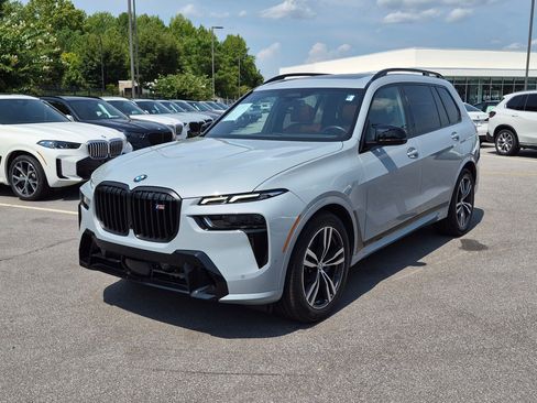 Used 2026 BMW X7 M60i AWD/4WD image 7
