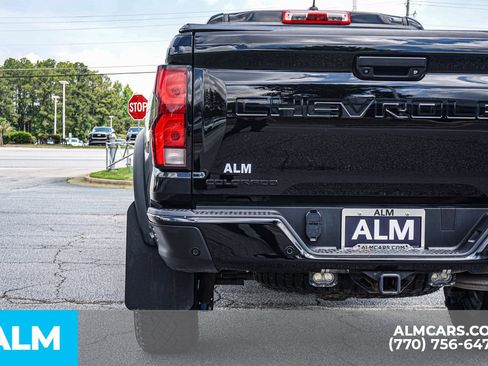 Used 2023 Chevrolet Colorado ZR2 w/ ZR2 Convenience Package III AWD/4WD image 15