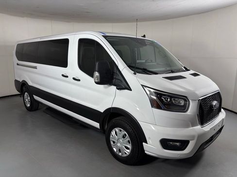 Used 2023 Ford Transit 350 XLT RWD image 2