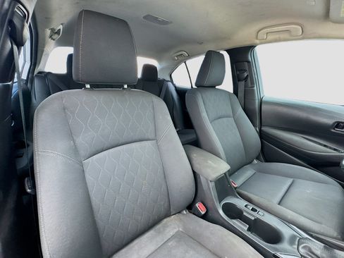 Used 2023 Toyota Corolla LE FWD image 18