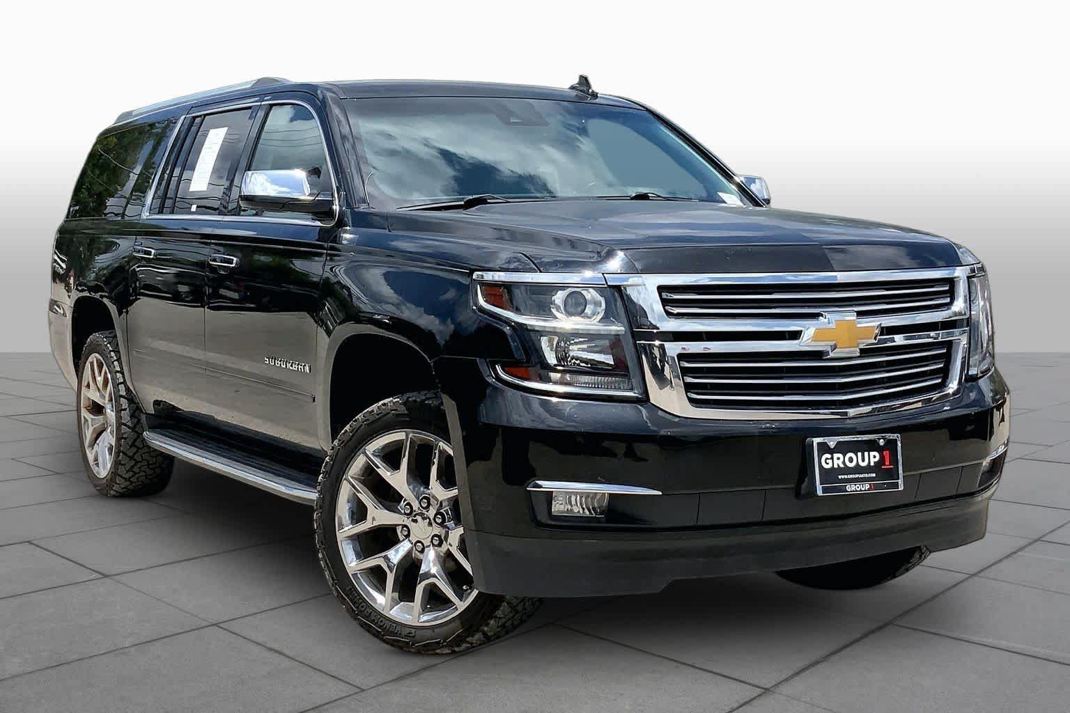 Used 2018 Chevrolet Suburban Premier RWD image 3