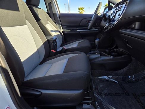 Certified 2018 Toyota Prius C Three image 16