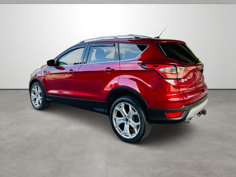 Used 2017 Ford Escape Titanium w/ Equipment Group 301A AWD/4WD image 3